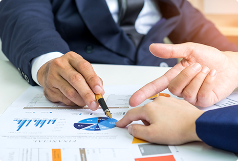 التحليل والتقارير (Analysis & Reporting):